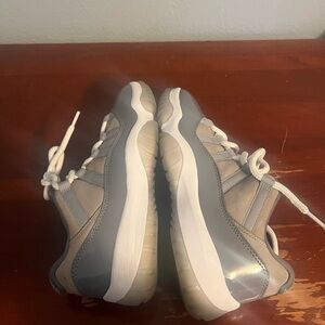 Jordan Athletic Shoes - Air Jordan 11 Retro Cool Gray